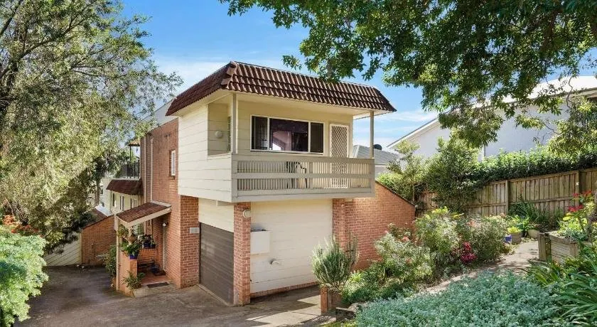 Whiting Escape - 2/13 Whiting Avenue Terrigal - Image 1