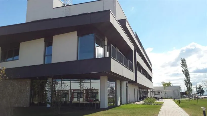 VVSI Sport Hotel - Image 1