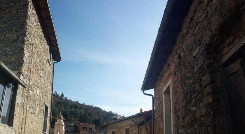 A CA' DA VILLA - Image 1