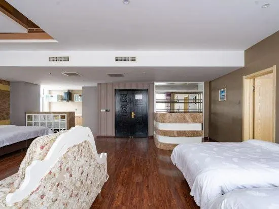 Shida International Hotel - Image 1