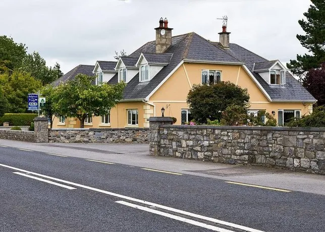 Ballykisteen Lodge - Image 1