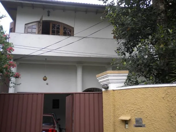 Home Stay Templers - Image 1