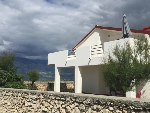 Villa Mor - Image 1