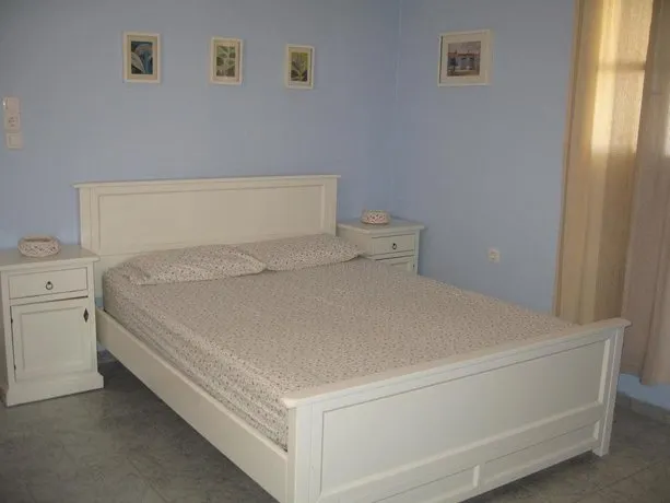 Mykonos Cottage - Image 1