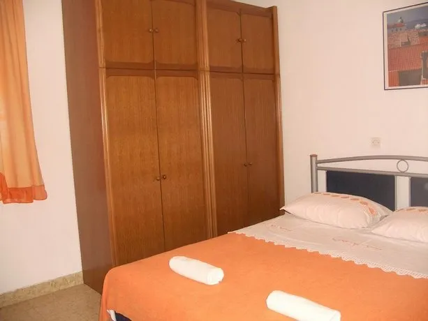 Apartments Veky - Image 1
