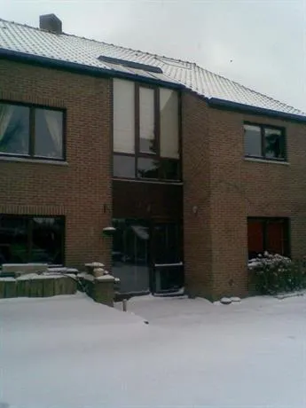 B&B hks - Image 1