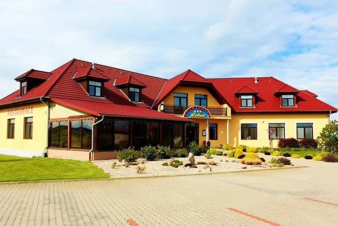 Sporthotel Relax - Image 1