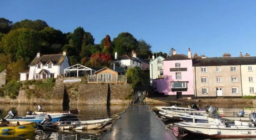 Ollie's Cottage - Image 1