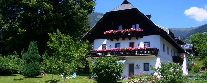 Roschusterhof - Image 1