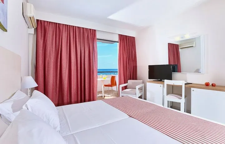 Zephyros Beach - Image 1