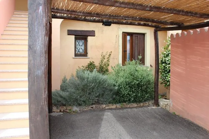 Appartamento con Giardino e Piscina - Image 1