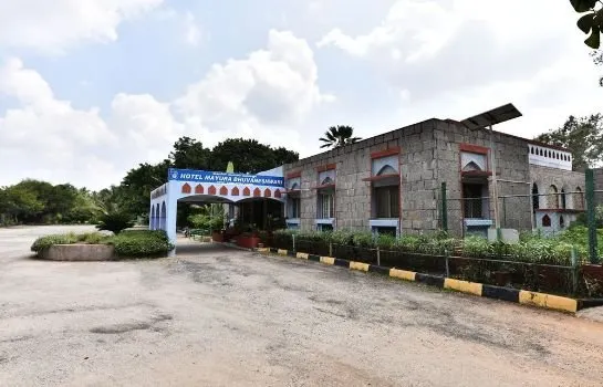 KSTDC Hotel Mayura Bhuvaneshwari Kamalapur - Image 1