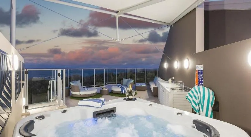 Luxury Apartments @ Corporate Boardies - Image 1