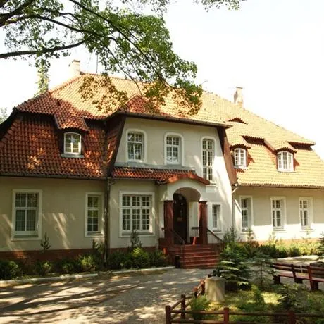 Pensjonat Miłosna - Image 1