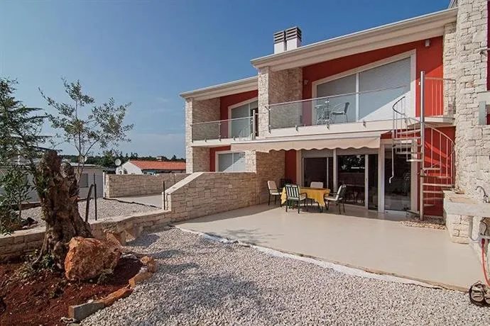 Holiday Home St. Ivan - Image 1