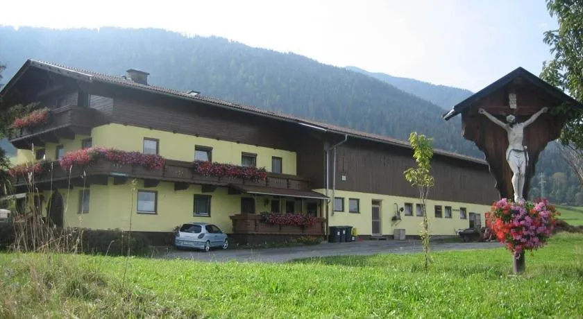 Funerhof - Image 1