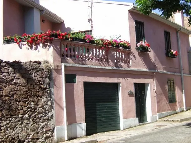 Casa Rosa - Image 1