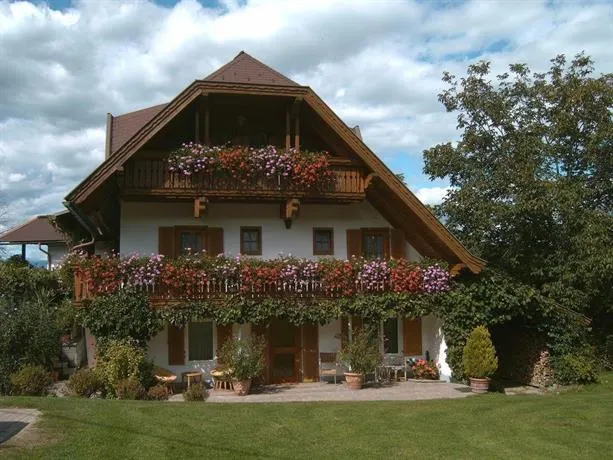 Gasthof Ferm Familie Humnig - Image 1
