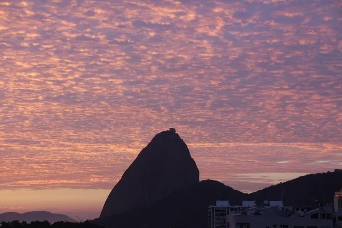 Copacabana vista verde - Image 1
