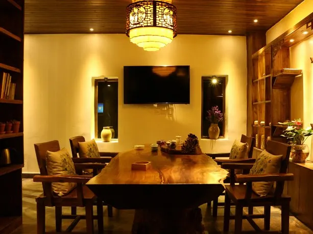 Lijiang Riverside Inn - Image 1