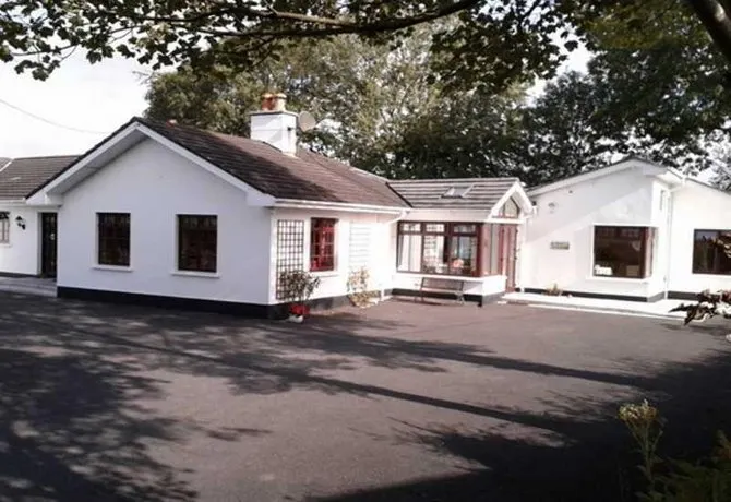 Palm Lodge B&B - Image 1