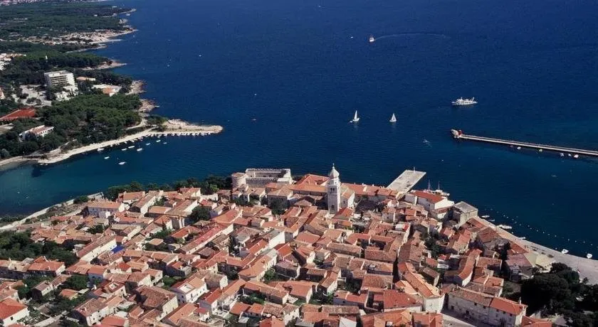 Apartment Mladen - Image 1