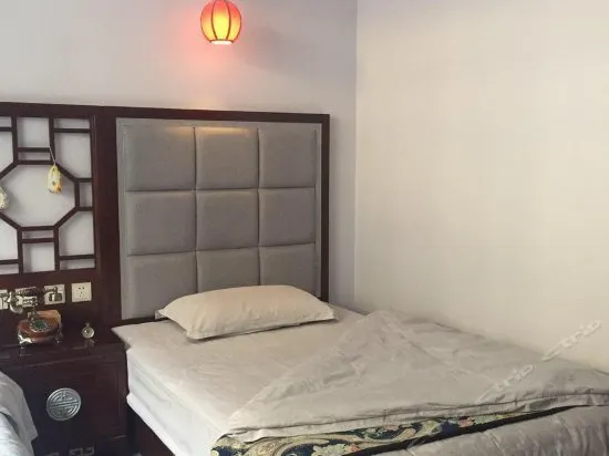 NSPT Boutique Hotel - Image 1