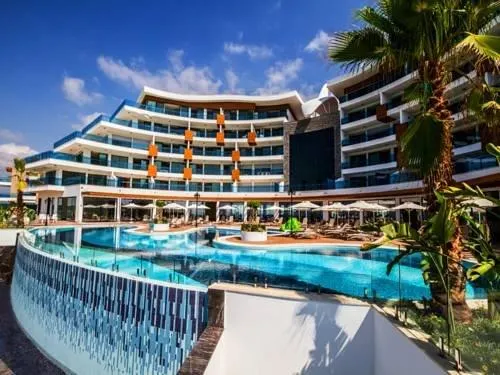Admiral Luxury Residence - Image 1