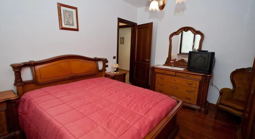 B&B PARCO LACUGNANO - Image 1