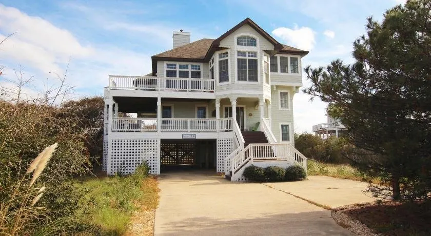 Palm Pines Pi36 5 Bedrooms 4 Bathrooms Home - Image 1