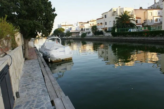 Goldhome - Creus - Image 1
