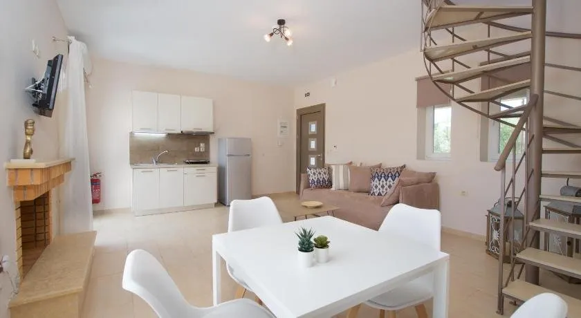 Rose Maisonette - Image 1