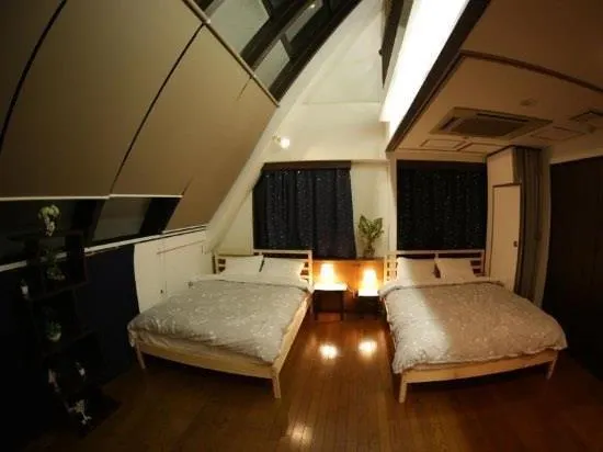 Asakusa Kaminarimon Flying Pig Residence - Image 1