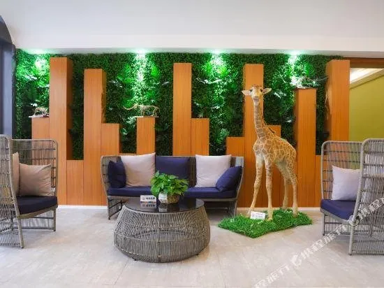 Locajoy Theme Hotel - Image 1