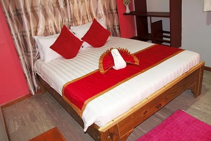 Limrock Hotel - Image 1