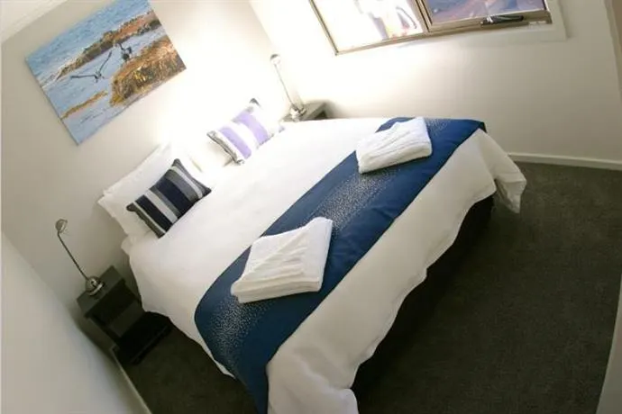 Bay of Islands Apartments - Image 1