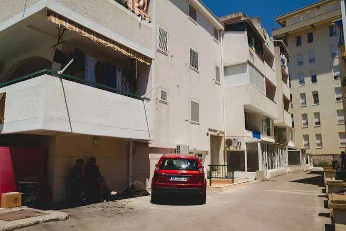 Studio Krug Apartments - Image 1