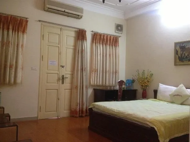 Zing Tour Hotel - Image 1