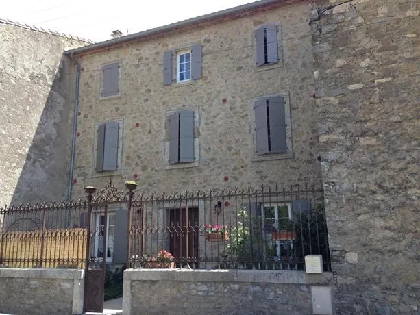 Le Clos Des Rosalines - Image 1
