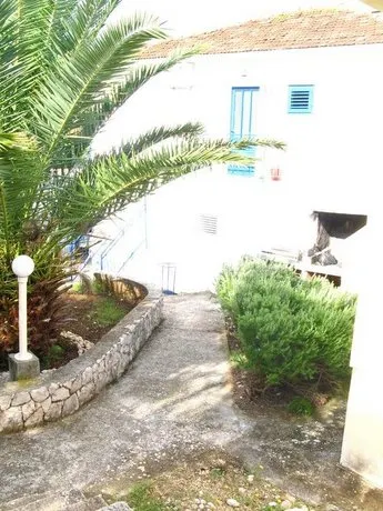 Apartments Sub-vacation - Image 1