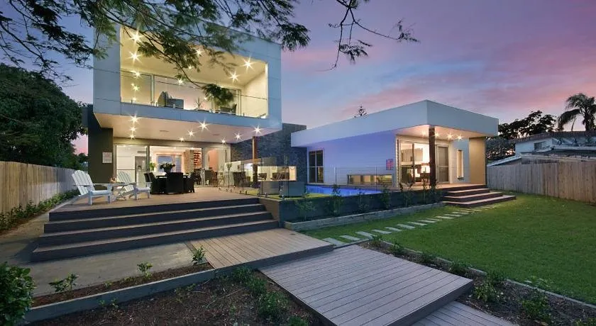 Hidden Paradise - Image 1
