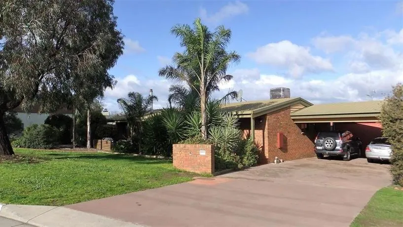 Elwood House - Image 1
