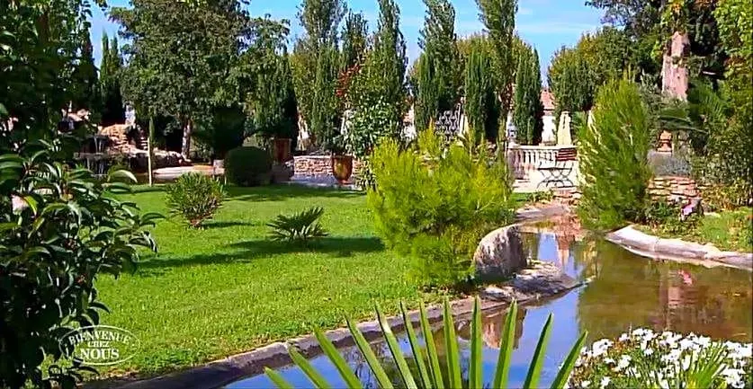 Chateau Des Fontaines - Image 1