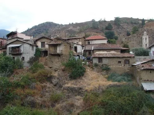 Minaides Hotel - Image 1