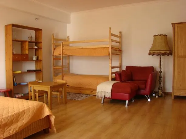 Tom's Apartment - Image 1