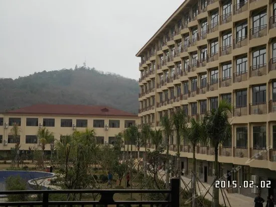 Tongfa Hot Spring Hotel - Image 1