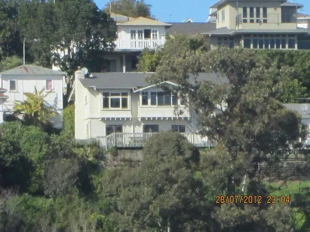 B&B Chilton - Image 1