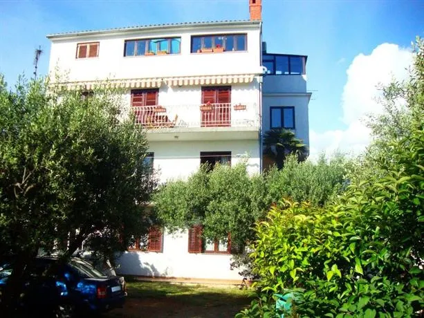 Karmelo Appartment Davorka - Image 1