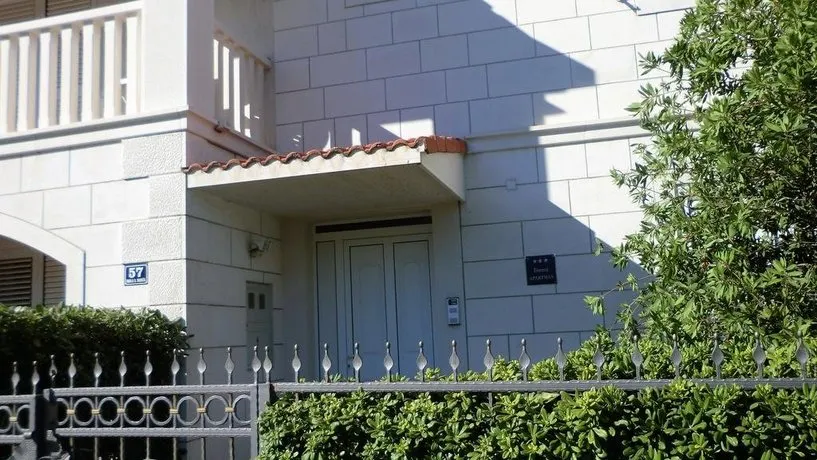 Holiday Home Zaton - Image 1