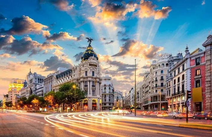 Principe Santa Ana Madrid Centro - Image 1